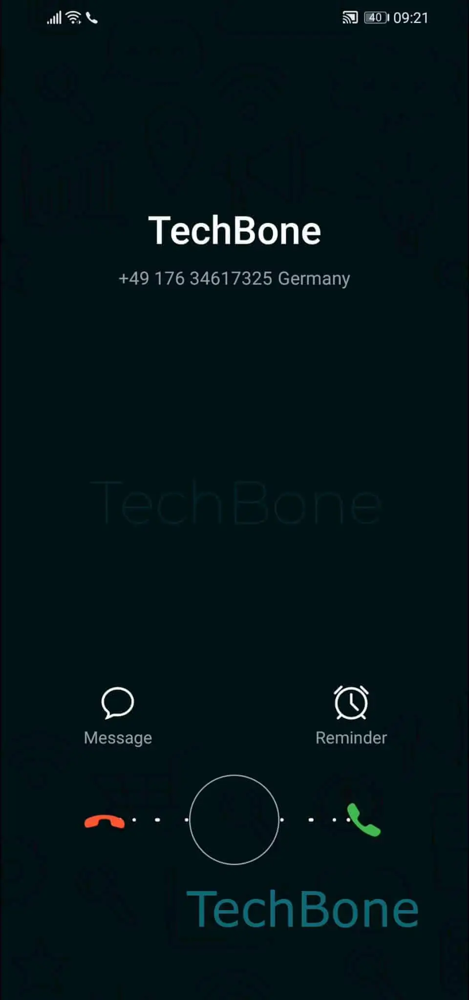 Reject an Incoming Call – EMUI: step 1 – Tap and hold thje circle icon