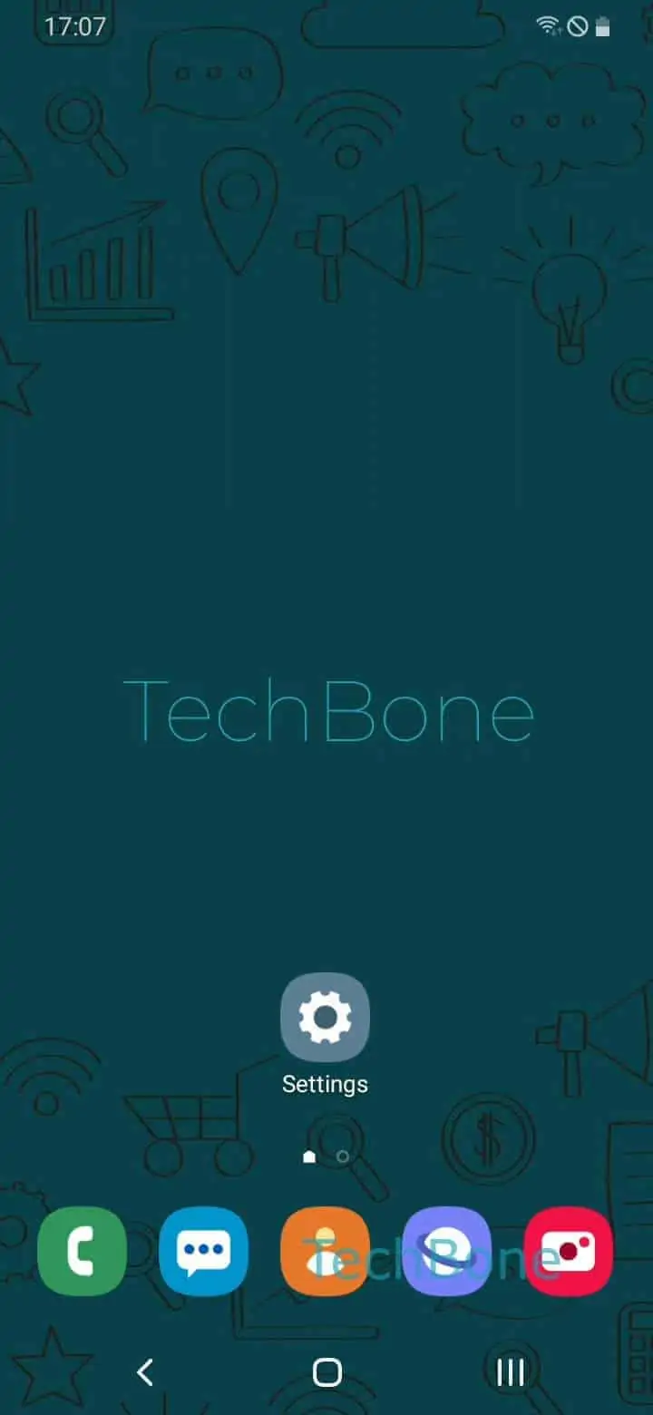 Quick Settings Button Grid Size – One UI 2: step 1 – Pull down the Notification bar