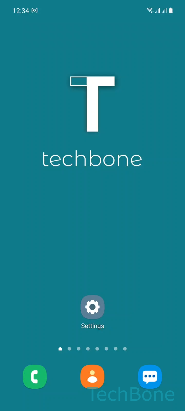 Snooze a Notification – One UI 3: step 1 – Swipe down to open the Notification shade